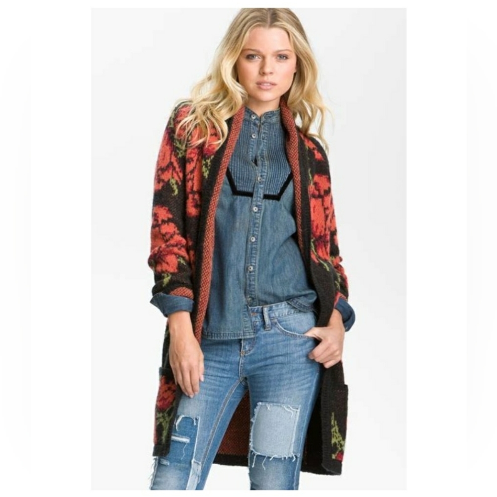 RARE Free People 'Flower Power' Dark Floral // Rose// Wool Cardigan //